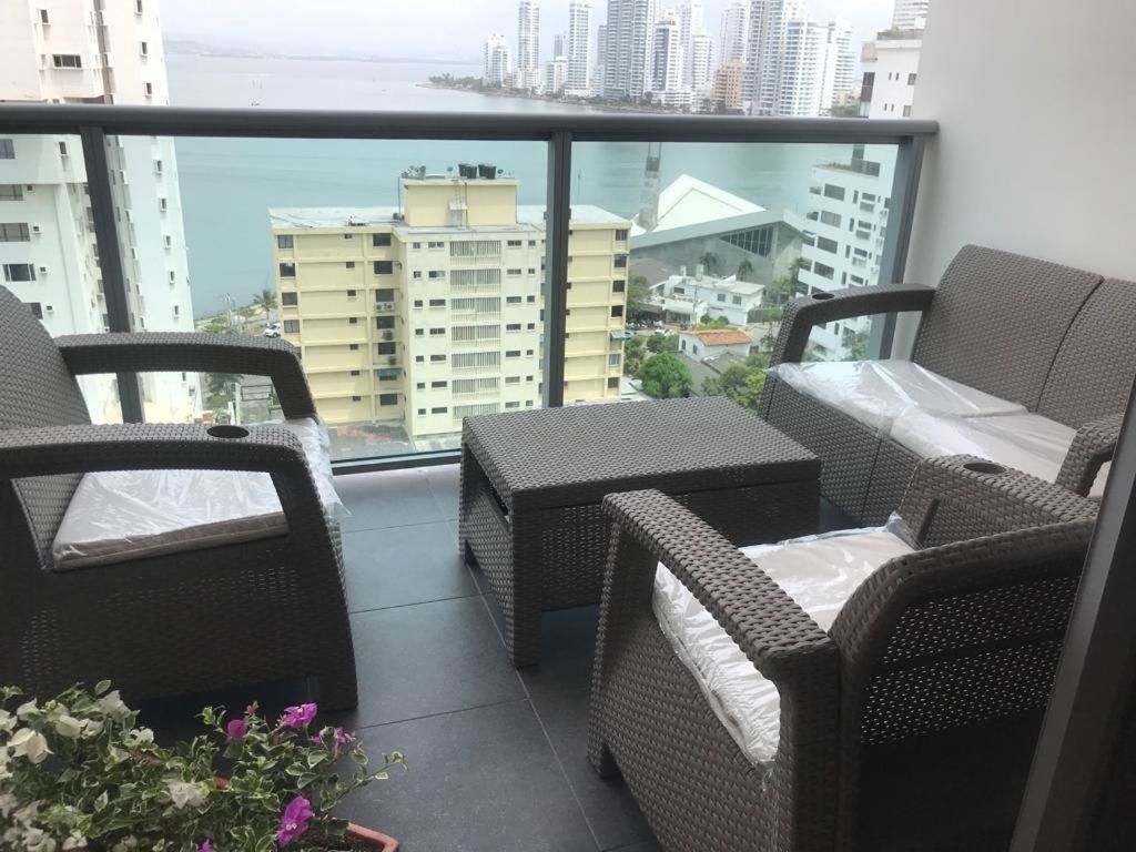 Lago Y Mar Apartamentos Cartagena Екстериор снимка