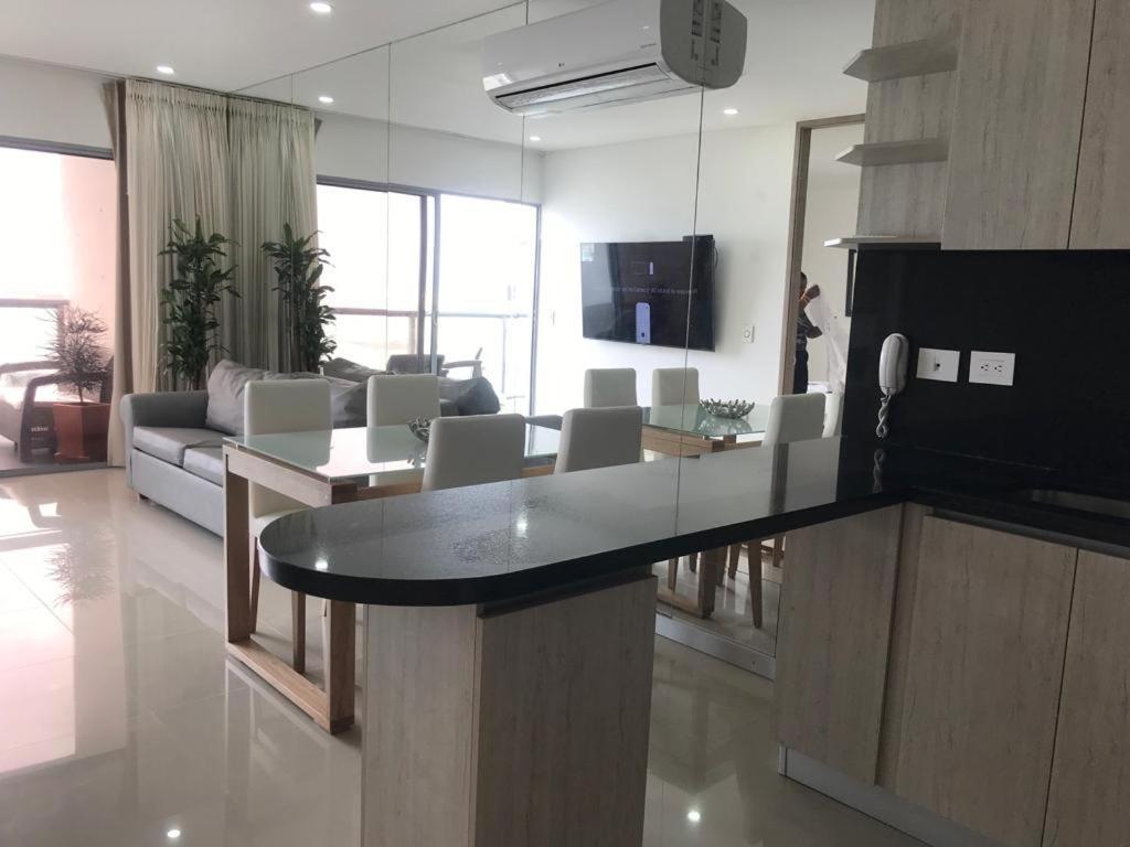 Lago Y Mar Apartamentos Cartagena Екстериор снимка